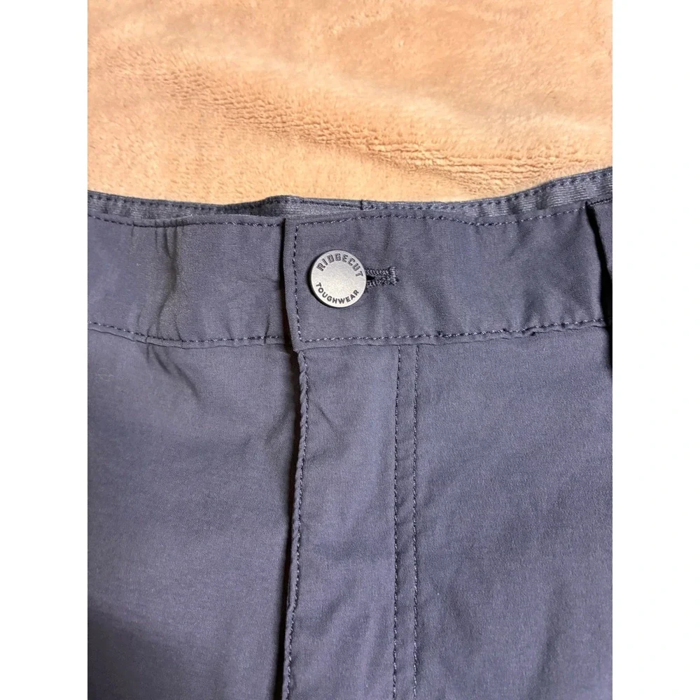 Ridgecut Toughwear Mens Gray Performance Utility Shorts Size 40 Gorpcore Trail